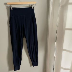 Lululemon Align Joggers/Leggings